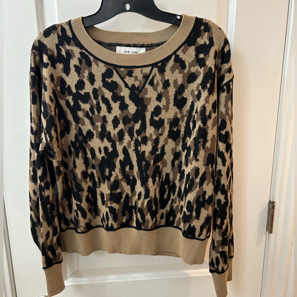 Leopard Print Sweater from John + Jenn, small, excellent condition